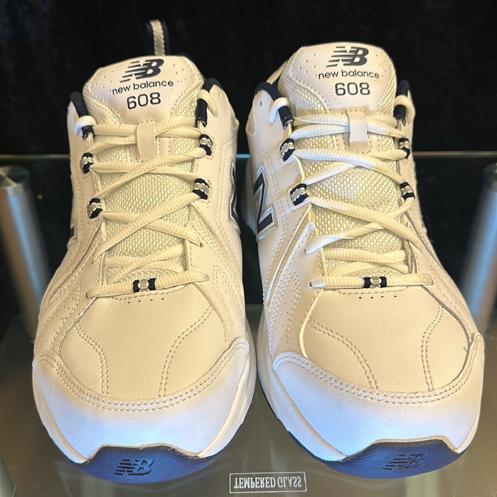 Never worn new balance, 608V5 sneakers size 11